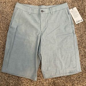 Lululemon men’s shorts 11”